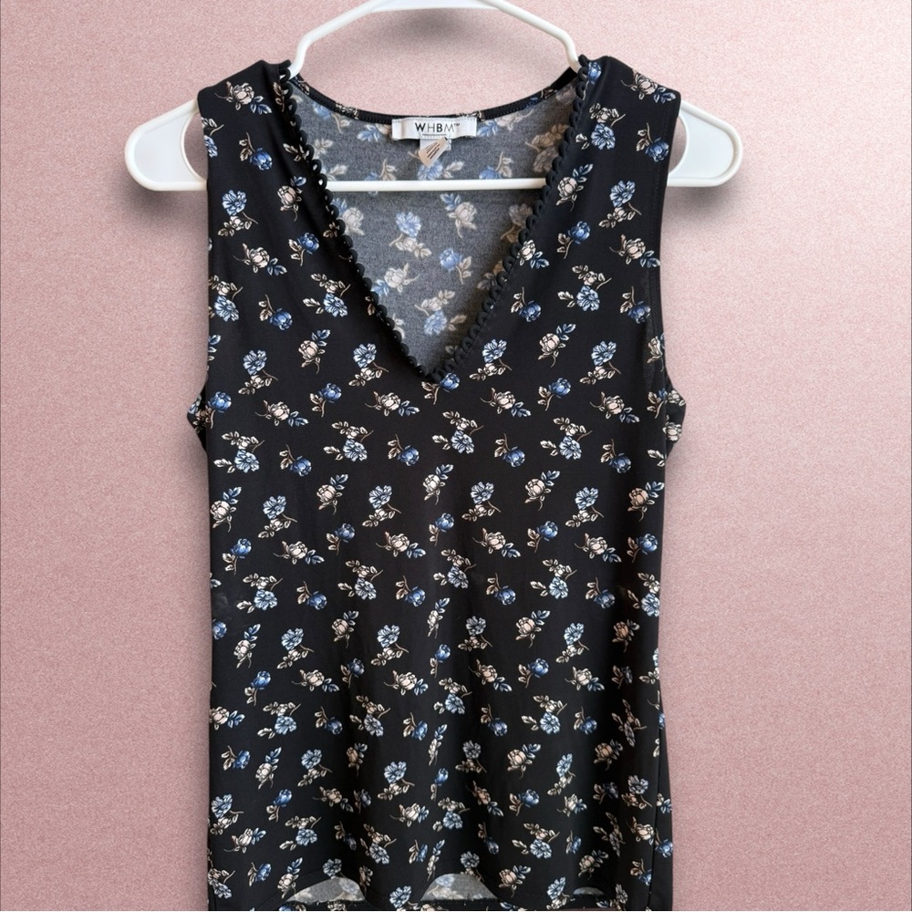 White House Black Market Fitted Black and White Tank Top